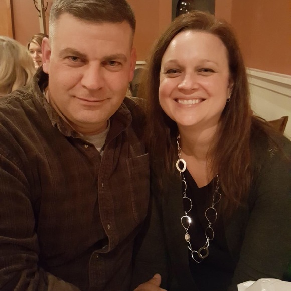 Meet your Posher, Allison - Picture 1 of 1